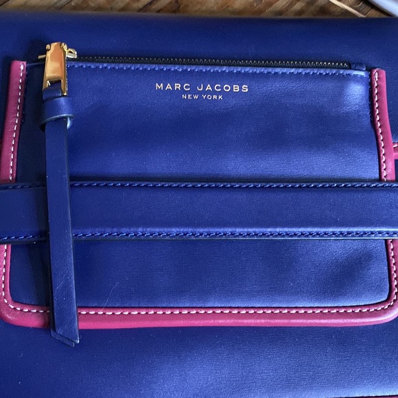 Marc Jacobs Leather Madison Large Shoulder Bag in Midnight Blue with Strap - Picture 3 of 16